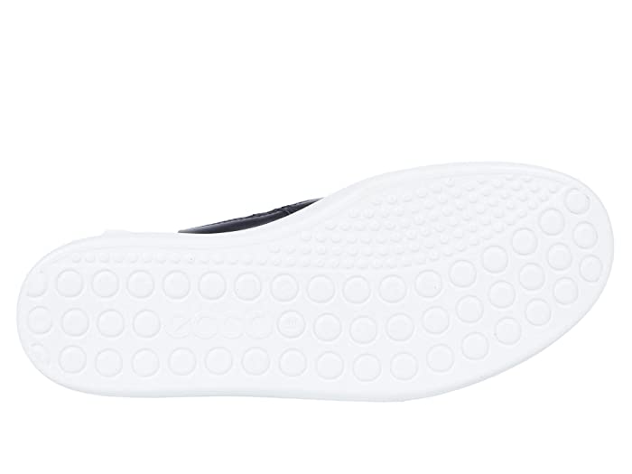 ECCO Soft Classic Bootie | American Outlets